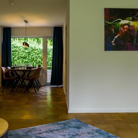 Gross, Modern, Zentrumsnah Mit Parkplatz Und Garten أولم المظهر الخارجي الصورة