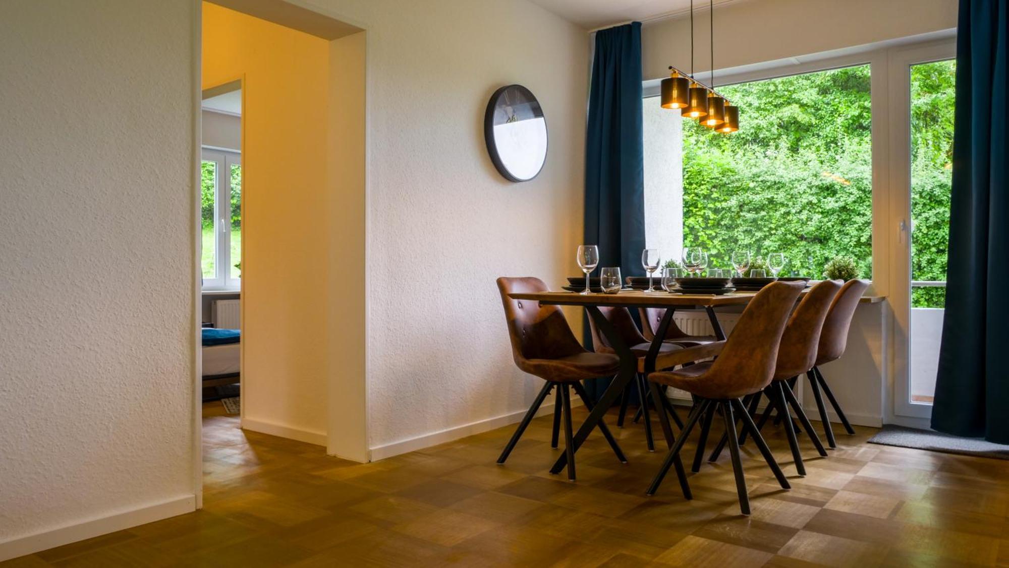 Gross, Modern, Zentrumsnah Mit Parkplatz Und Garten أولم المظهر الخارجي الصورة